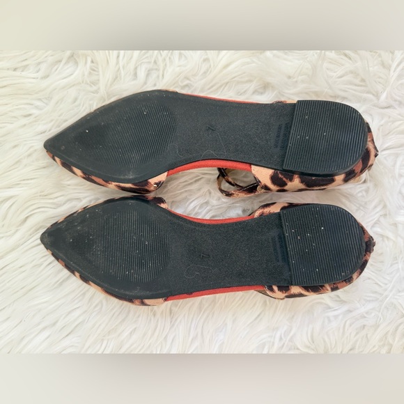 Old Navy Strappy Dorsay Leopard Flats - Picture 7 of 7